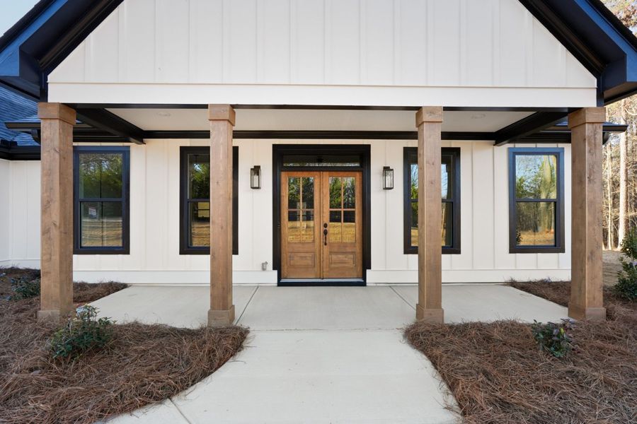 Exterior real estate photograph by Devon Montgomery
