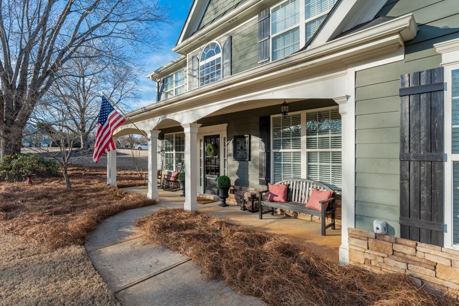 Exterior real estate photograph by Devon Montgomery