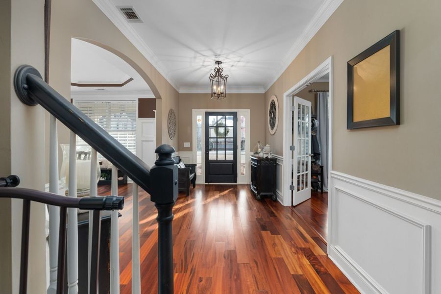 Interior real estate photograph by Devon Montgomery